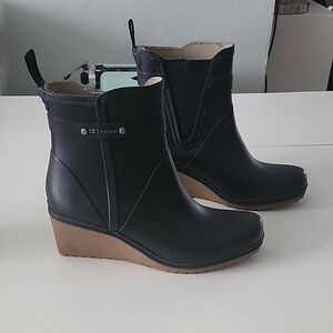 Tretorn Women's Black Wedge Boots